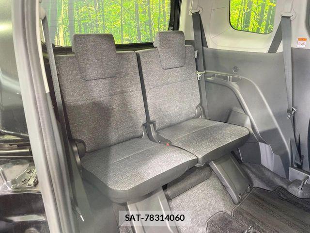 Toyota SIENTA 2022-11 5878591-8