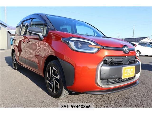 Toyota SIENTA 2024-08 5878526-18