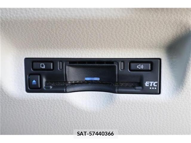 Toyota SIENTA 2024-08 5878526-5