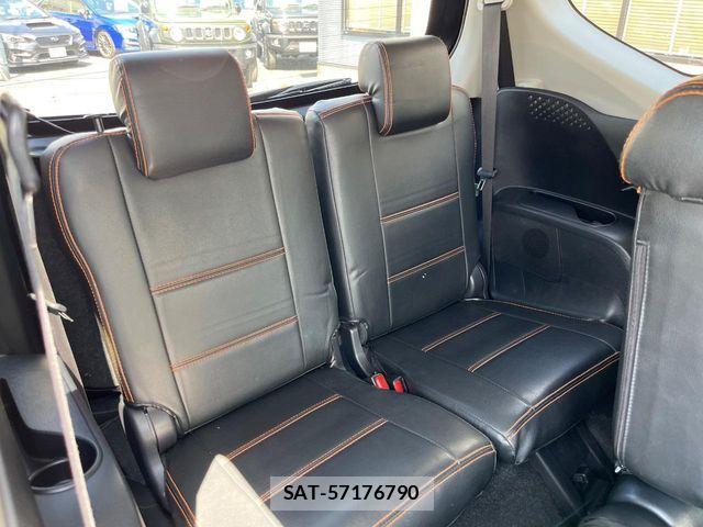 Toyota SIENTA 2015-09 5878667-9