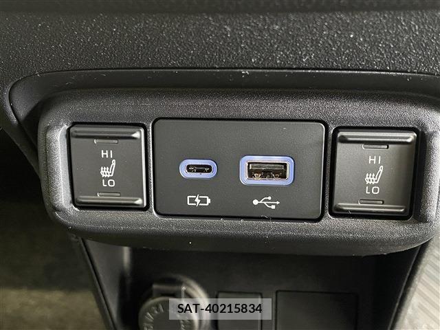 Toyota SIENTA 2026-03 5878530-20
