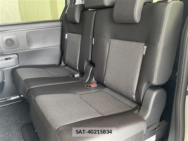 Toyota SIENTA 2026-03 5878530-26
