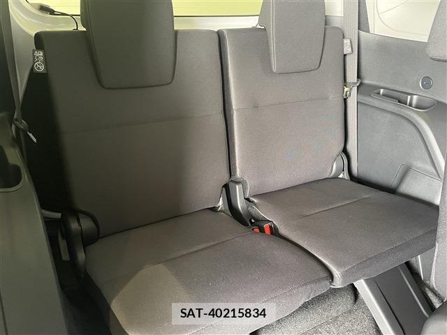 Toyota SIENTA 2026-03 5878530-27