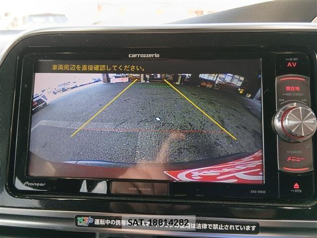 Toyota SIENTA 2015-08 5878658-9