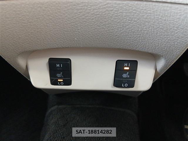 Toyota SIENTA 2015-08 5878658-10