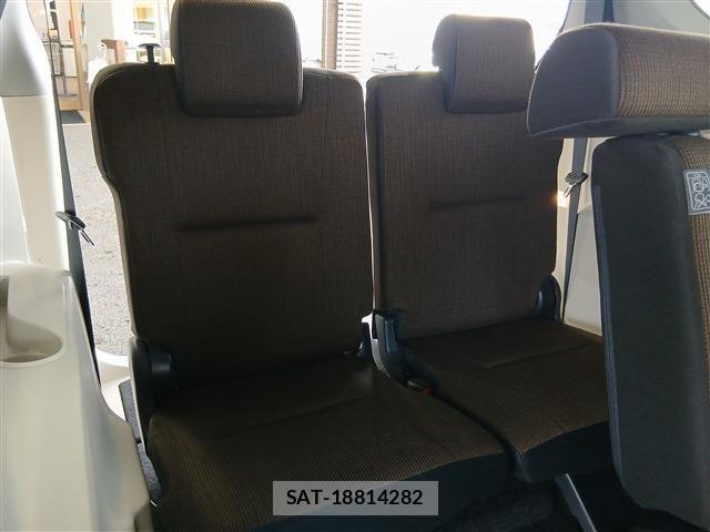 Toyota SIENTA 2015-08 5878658-13