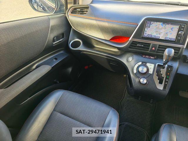 Toyota SIENTA 2017-11 5878647-10