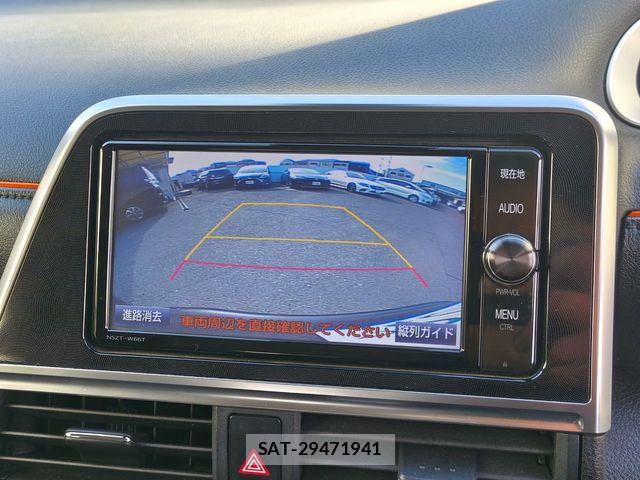Toyota SIENTA 2017-11 5878647-12