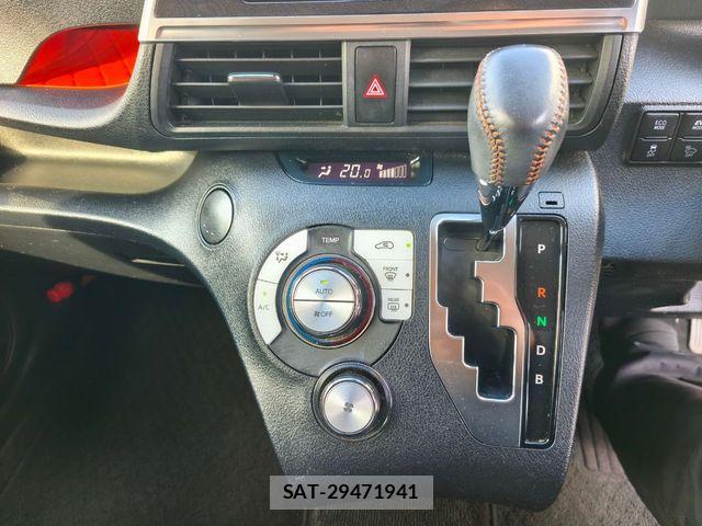 Toyota SIENTA 2017-11 5878647-13