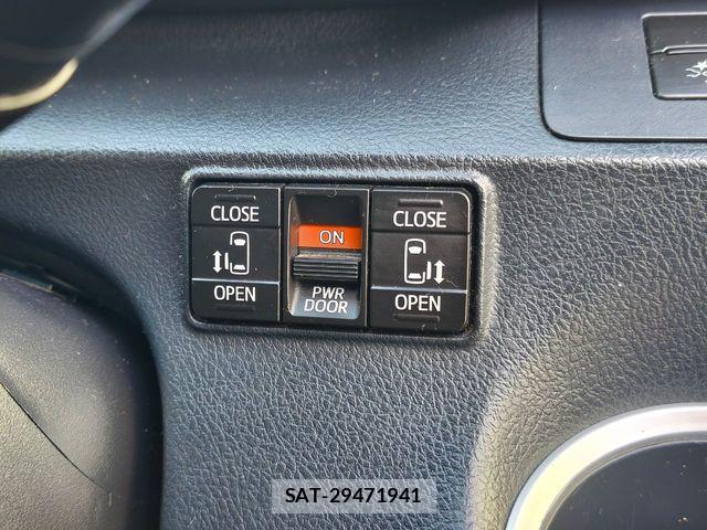 Toyota SIENTA 2017-11 5878647-19