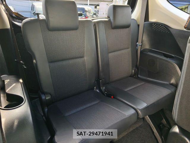Toyota SIENTA 2017-11 5878647-6