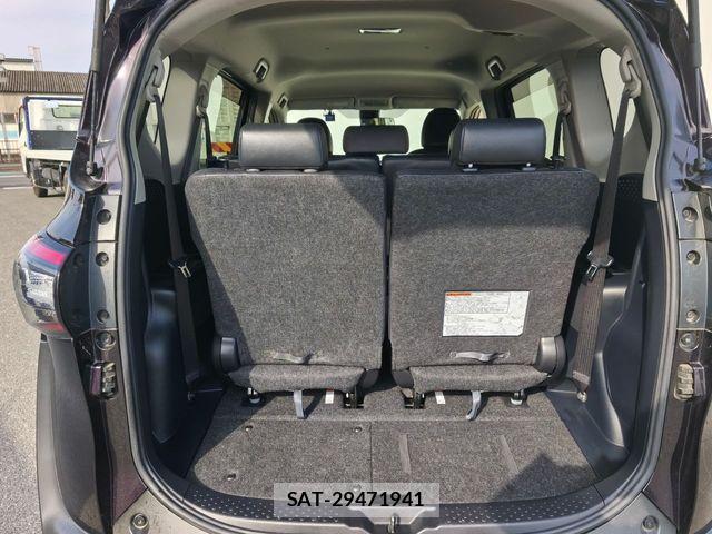 Toyota SIENTA 2017-11 5878647-7