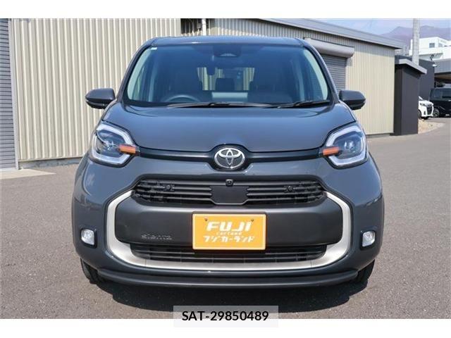 Toyota SIENTA 2023-12 5878519-15