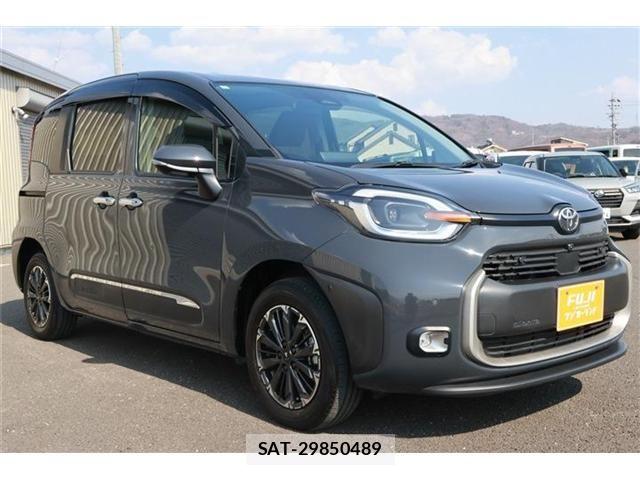 Toyota SIENTA 2023-12 5878519-17