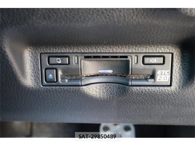 Toyota SIENTA 2023-12 5878519-6