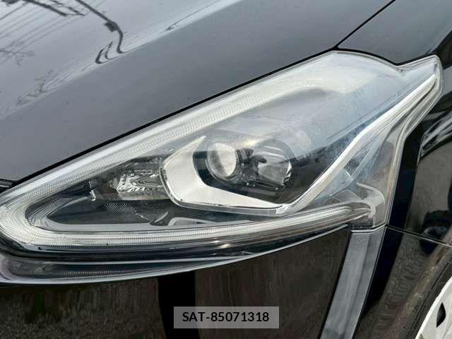 Toyota SIENTA 2018-02 6018760-13
