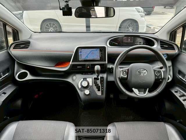Toyota SIENTA 2018-02 6018760-1