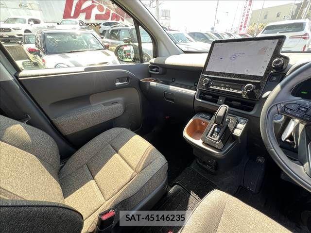 Toyota SIENTA 2023-02 6018672-17