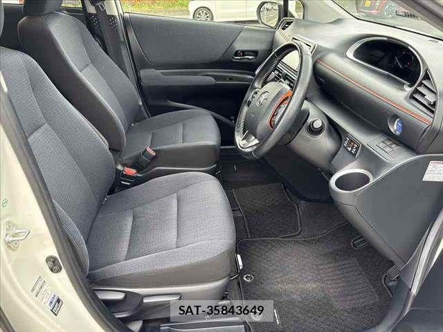 Toyota SIENTA 2017-03 6018750-15