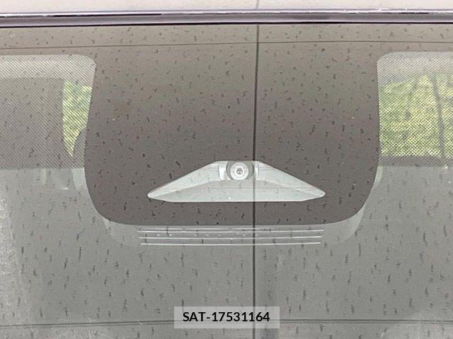 Toyota SIENTA 2023-08 6135688-2