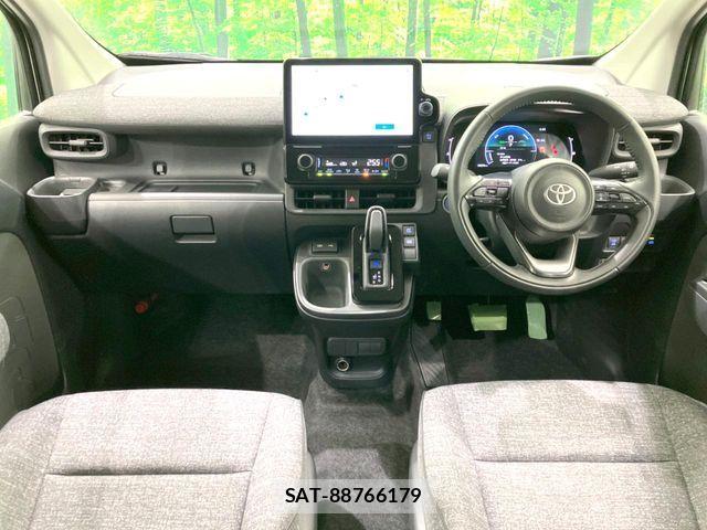 Toyota SIENTA 2024-03 6219624-1