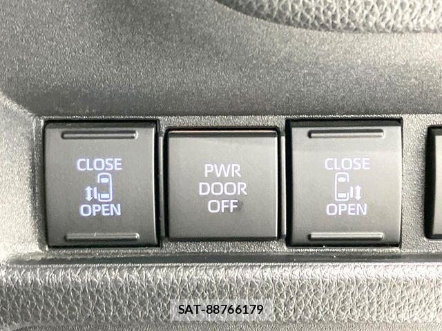 Toyota SIENTA 2024-03 6219624-5