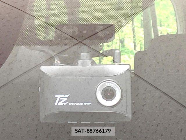 Toyota SIENTA 2024-03 6219624-6