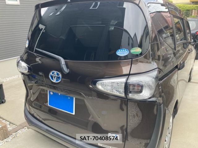 Toyota SIENTA 2017-05 6219658-1