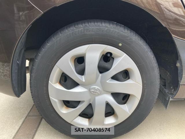 Toyota SIENTA 2017-05 6219658-4