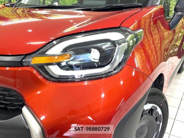 Toyota SIENTA 2023-07 6219602-12