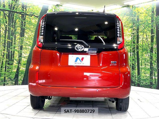 Toyota SIENTA 2023-07 6219602-15