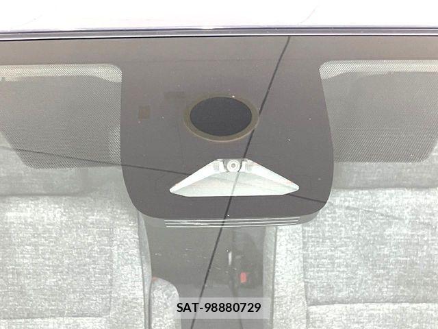 Toyota SIENTA 2023-07 6219602-5