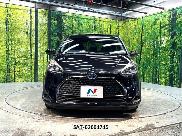 Toyota SIENTA 2021-08 6247419-16