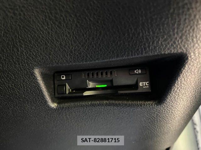 Toyota SIENTA 2021-08 6247419-8