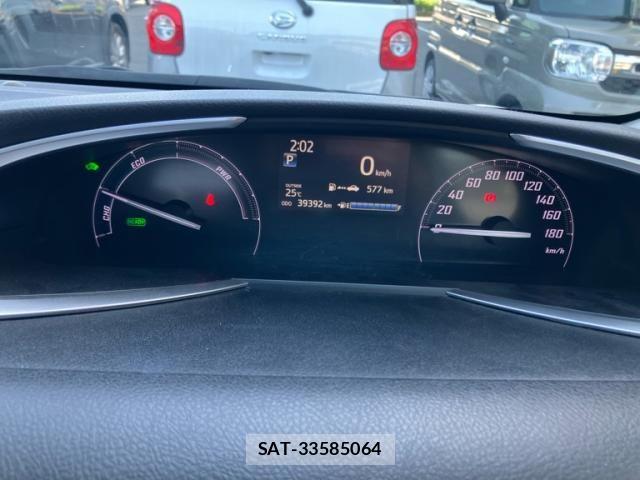 Toyota SIENTA 2018-10 6247422-18