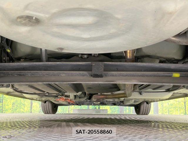 Toyota SIENTA 2016-11 6272907-19