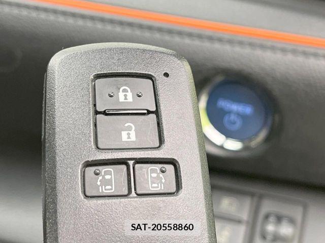 Toyota SIENTA 2016-11 6272907-6