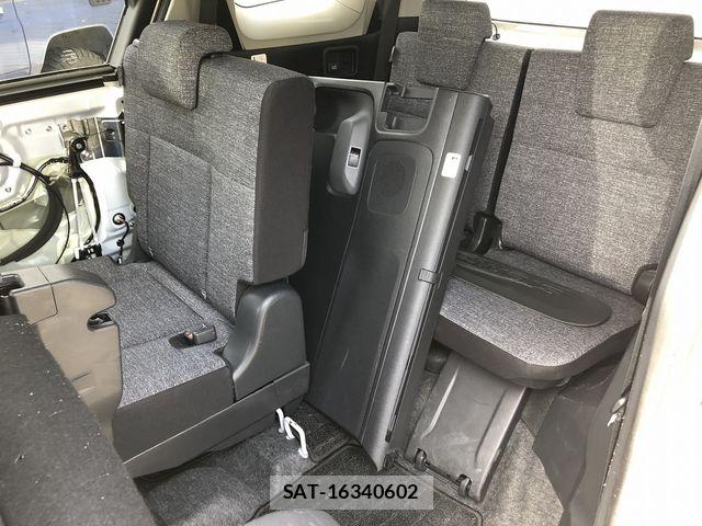 Toyota SIENTA 2023-11 6503241-12