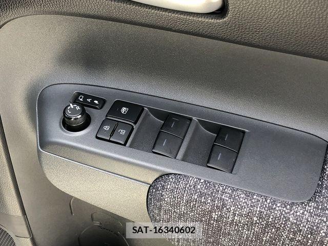 Toyota SIENTA 2023-11 6503241-18
