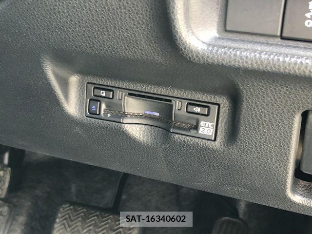 Toyota SIENTA 2023-11 6503241-20