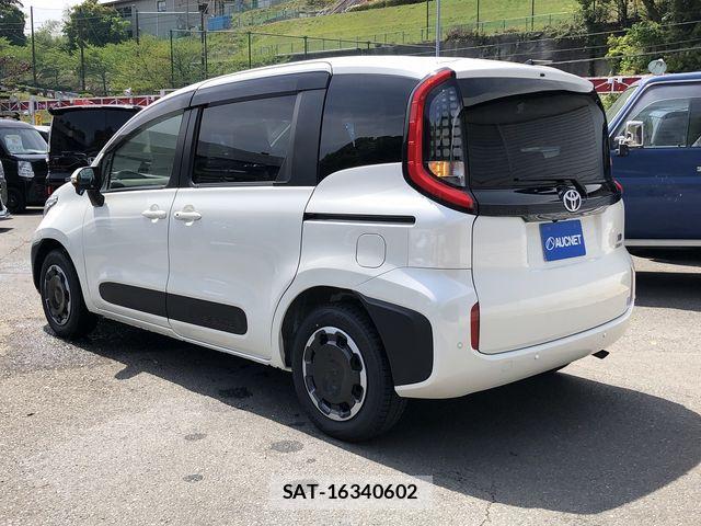Toyota SIENTA 2023-11 6503241-6
