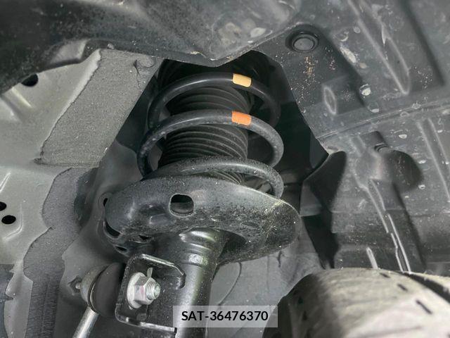 Toyota SIENTA 2024-09 6503217-19