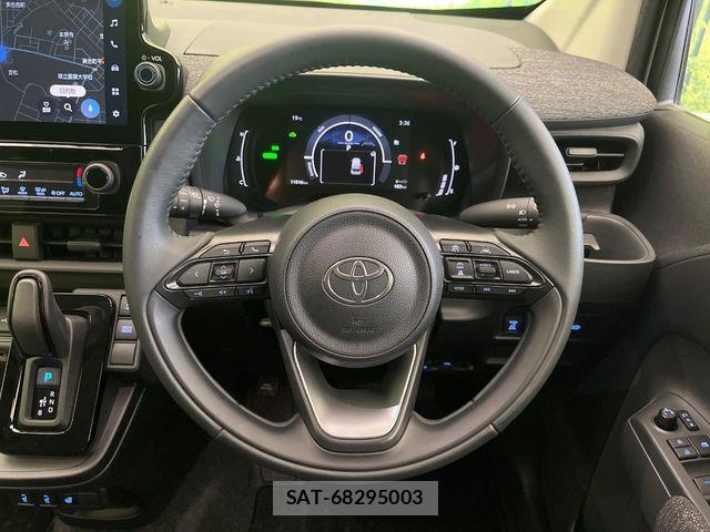 Toyota SIENTA 2023-11 6546855-11