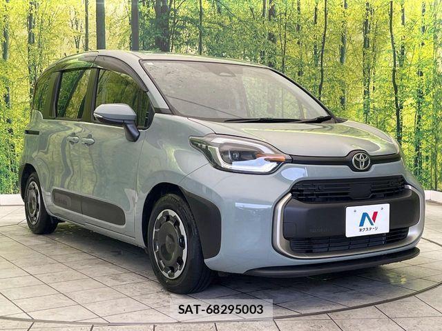 Toyota SIENTA 2023-11 6546855-16