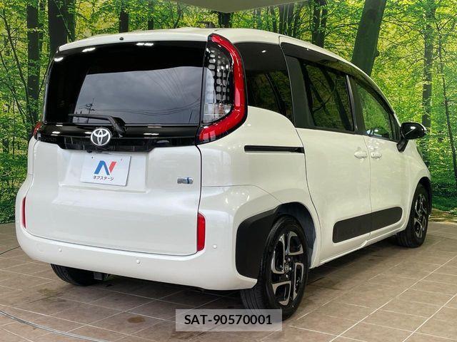 Toyota SIENTA 2023-05 6546851-17