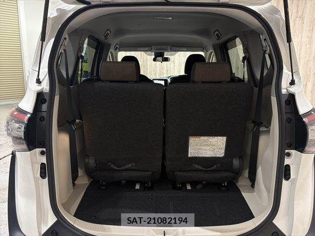 Toyota SIENTA 2016-04 6614856-9