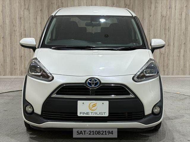 Toyota SIENTA 2016-04 6614856-14