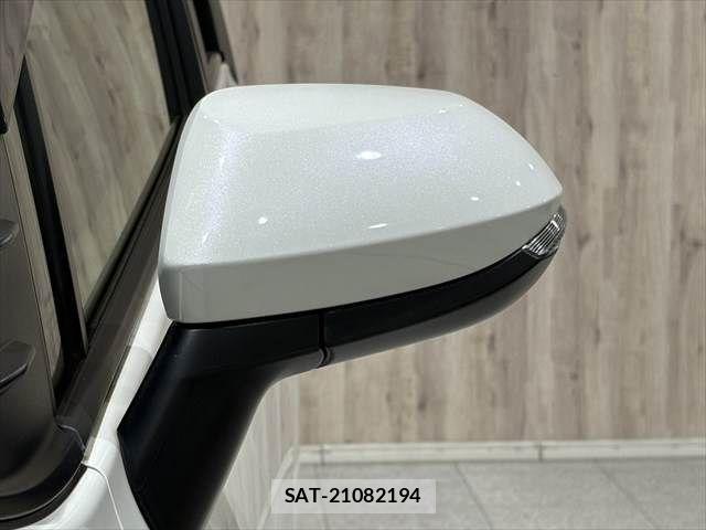 Toyota SIENTA 2016-04 6614856-21