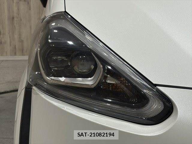 Toyota SIENTA 2016-04 6614856-24