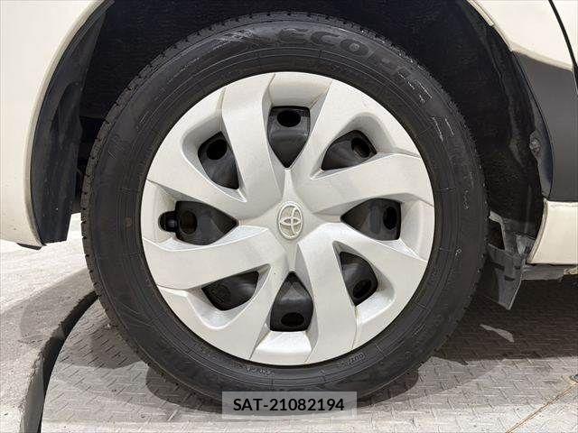 Toyota SIENTA 2016-04 6614856-27